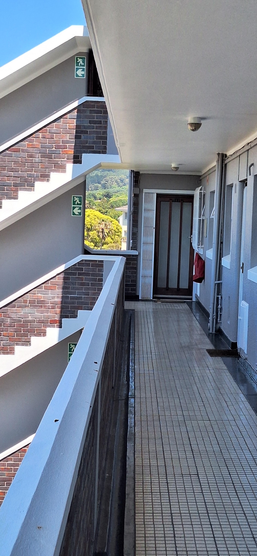 To Let 3 Bedroom Property for Rent in Rondebosch Village Western Cape